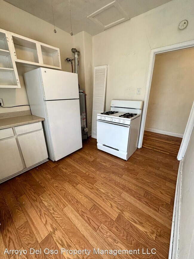 Foto del edificio - 2 br, 1 bath House - 806 13th Street NW