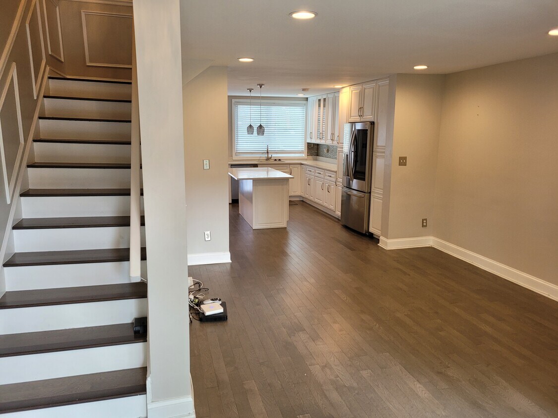 Foto principal - 1254 Emerson St NE