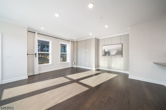 Foto del edificio - 8 Jessica Ln