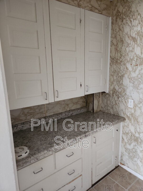 Foto del edificio - 7 Paige Ave