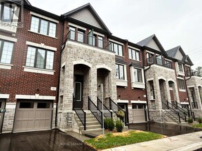 Building Photo - 42 Arbour Grn Cres
