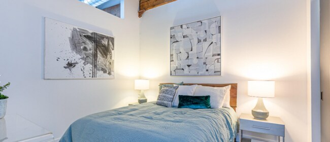 Foto del edificio - 2063 N Southport Ave