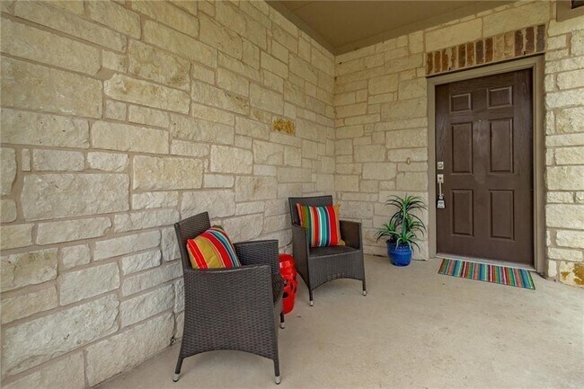 Building Photo - 9507 Gynerium Dr