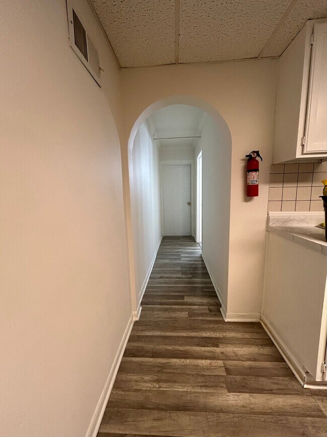 Foto del edificio - 5710 N Rockwell St