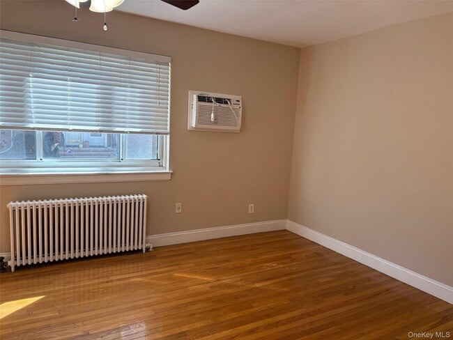 Foto del edificio - 260-27 Langston Ave