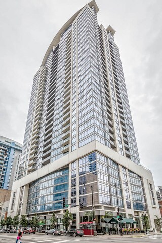 Building Photo - 100 E 14th St