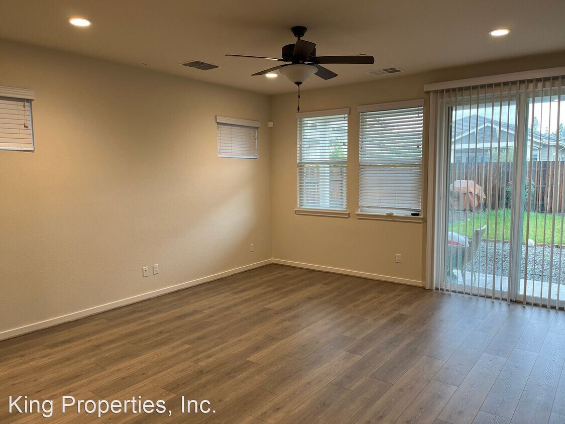 Foto del edificio - 3 br, 2.5 bath House - 260 Grande Avenue