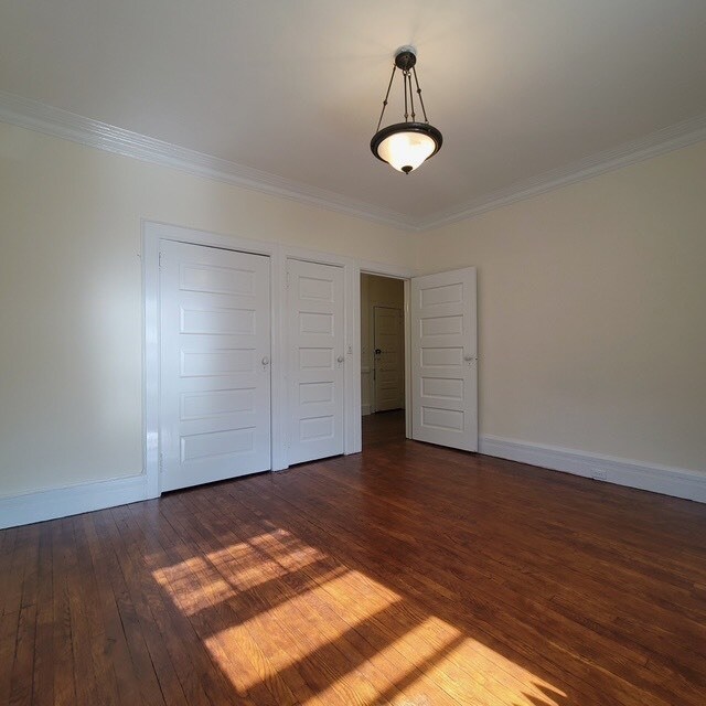 Building Photo - 10 S Cottenet St