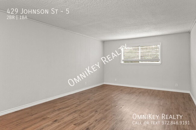 Foto del edificio - 429 Johnson St