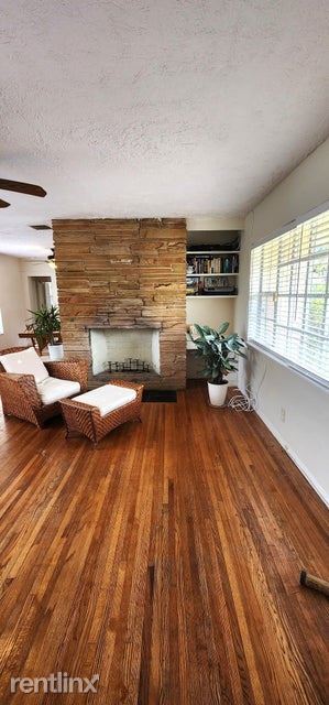 Foto del edificio - 3 br, 2.5 bath House - 3801 Westview Ave
