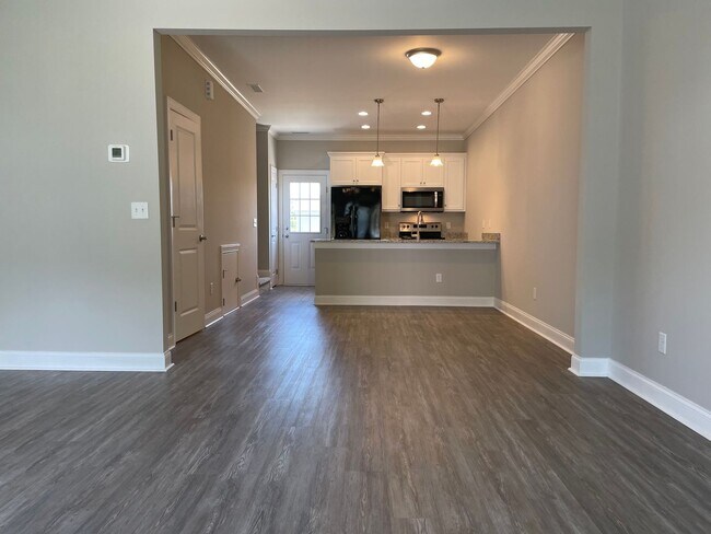 Foto del edificio - 3927 Newhall Dr NW