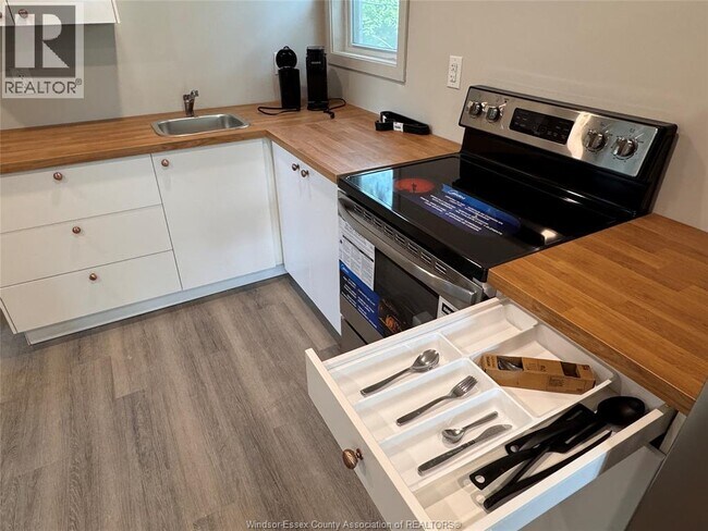 Photo du bâtiment - 1654 Martindale St