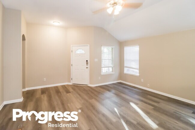 Building Photo - 3901 Bandice Ln