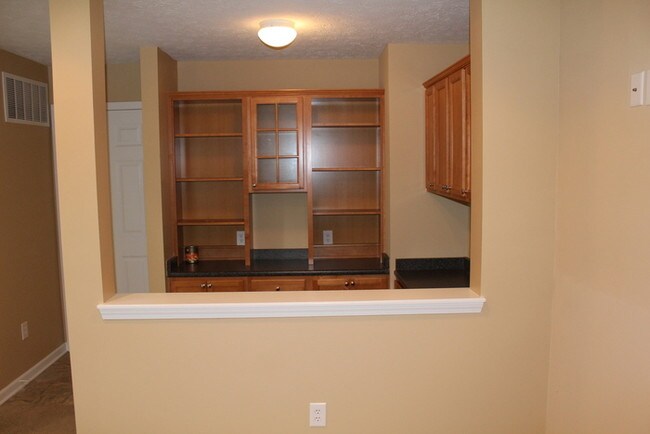 Building Photo - Three Story End Unit Carmel Townhome at Arden