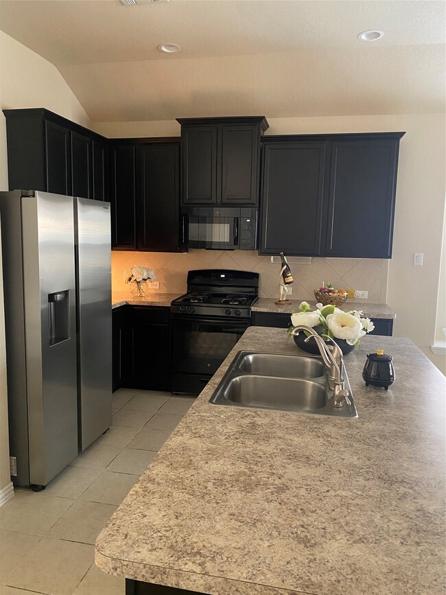 Foto del edificio - 22810 Highland Bluff Ln