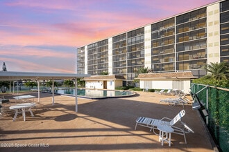 Building Photo - 500 Palm Springs Blvd