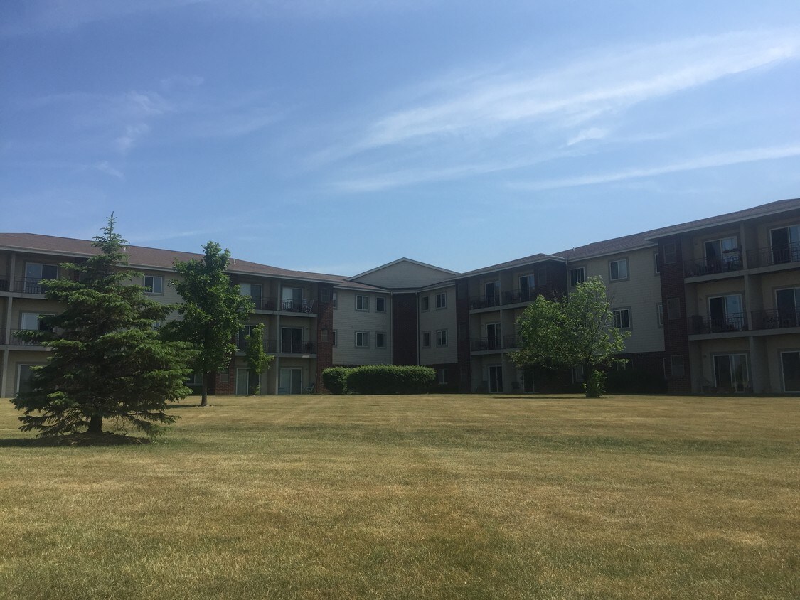 7900 94th Ave, Pleasant Prairie, WI 53158 Apartments in Pleasant