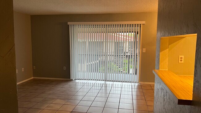 Building Photo - 1153 Paseo del Sol