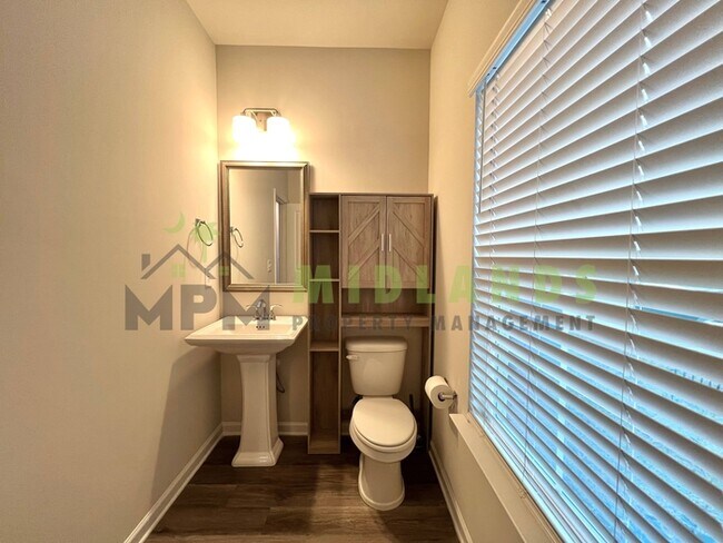 Foto del edificio - 822 Yellow Swan Ln