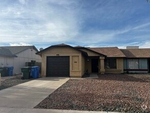 Building Photo - 1618 E Sandra Terrace