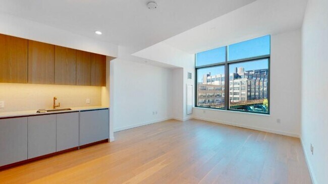 Foto del edificio - 0 bedroom in Queens NY 11101