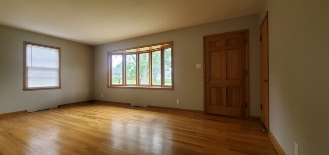 Foto del edificio - 2803 Seely Ave SE