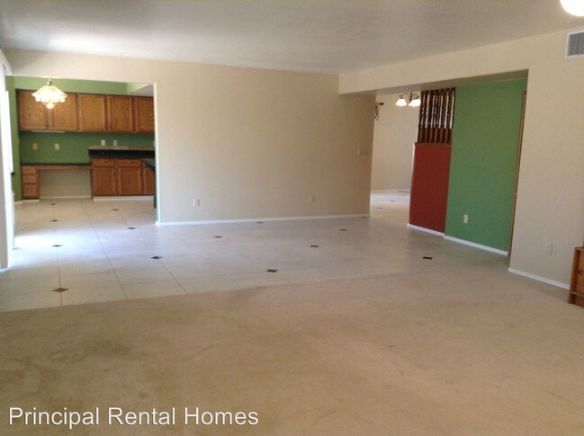 Building Photo - 1111 W Antelope Creek Way