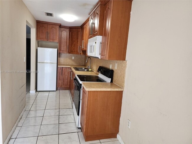 Building Photo - 13334 SW 60th Terrace