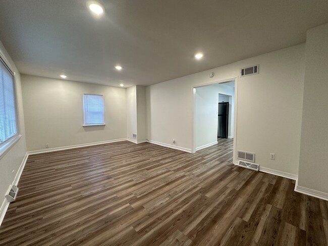 Foto del edificio - 3037 Horton St
