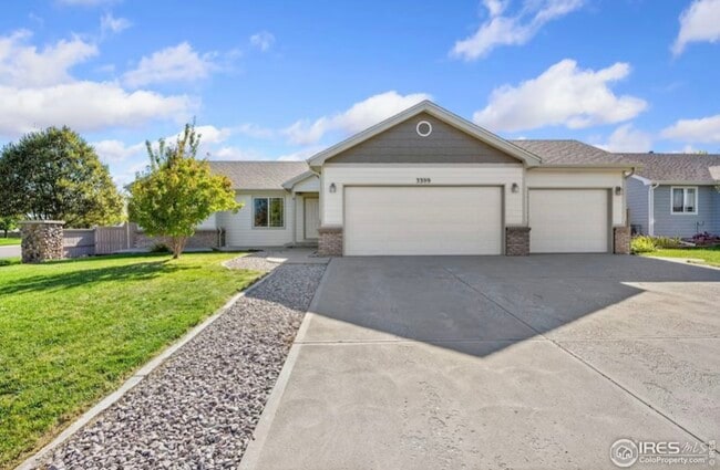 Building Photo - 7590 McClellan Rd