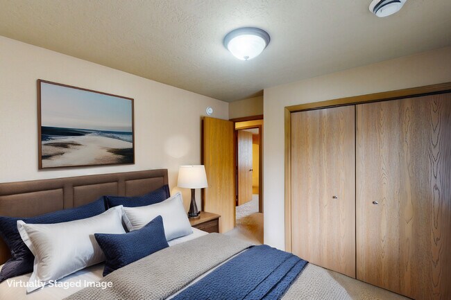 Foto del edificio - Joslyn Heights Apartments