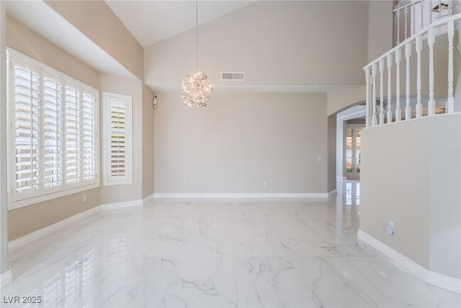 Building Photo - 8516 Summer Vista Ave