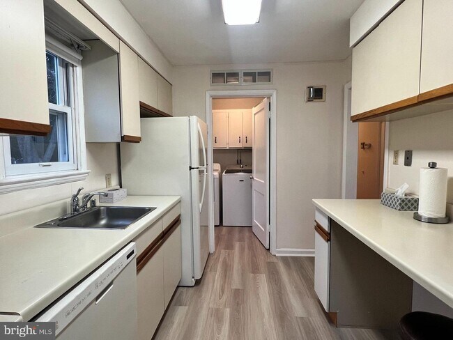 Foto del edificio - 3112 Wayne Rd