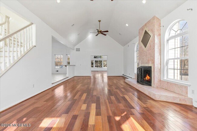 Building Photo - 257 Ford Rd