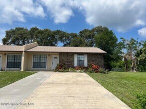 Building Photo - 3069 Sea Gate Cir