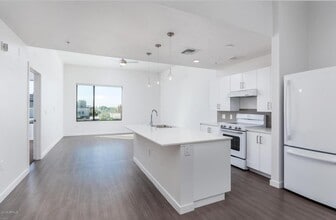 Building Photo - 1130 N 2nd St