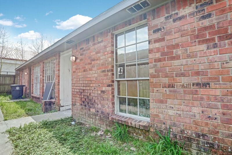 10612 Stanley Aubin Ln Unit 3, Baton Rouge, LA 70816 Condo for Rent