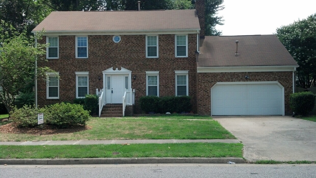 Foto principal - Red Mill Farm, 4 Bedooms 3 full Baths