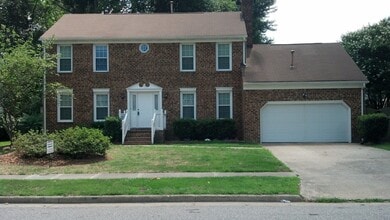 Building Photo - 2509 Elson Green Ave