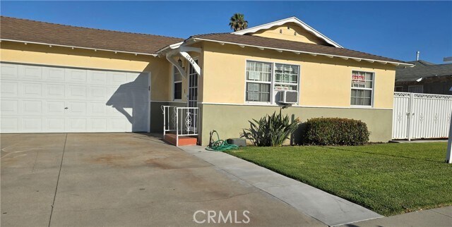 Primary Photo - 11744 Downey Ave