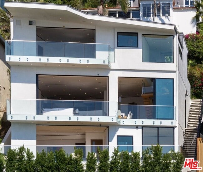 Building Photo - 17816 Porto Marina Way