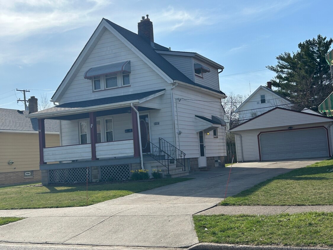3403 Heresford Dr, Parma, OH 44134 House Rental in Parma, OH
