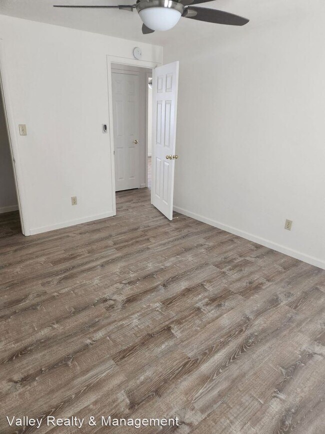Building Photo - 3 br, 2 bath House - 800 Sonoma