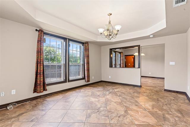 Foto del edificio - 322 W Willingham St