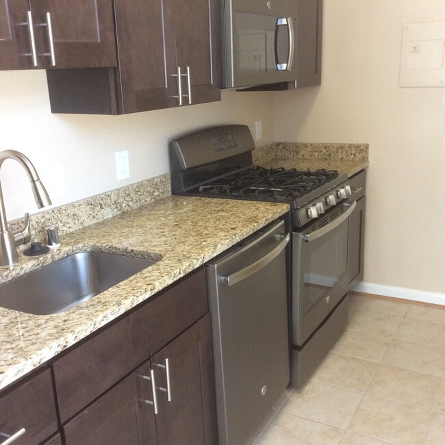 Interior Photo - Connecticut Park Apartments