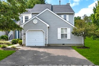 Building Photo - 24 Pagoda Ln