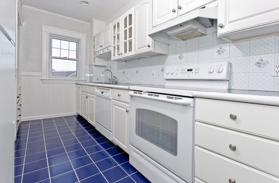 19 Station Rd, Salem, MA 01970 Apartments in Salem, MA