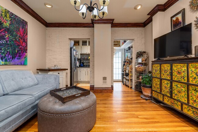 Building Photo - 2072 Rockrose Ave