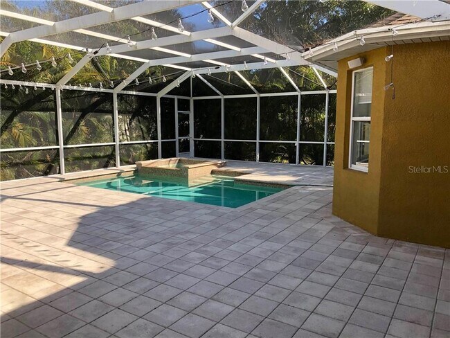 Building Photo - 629 Magellan Dr