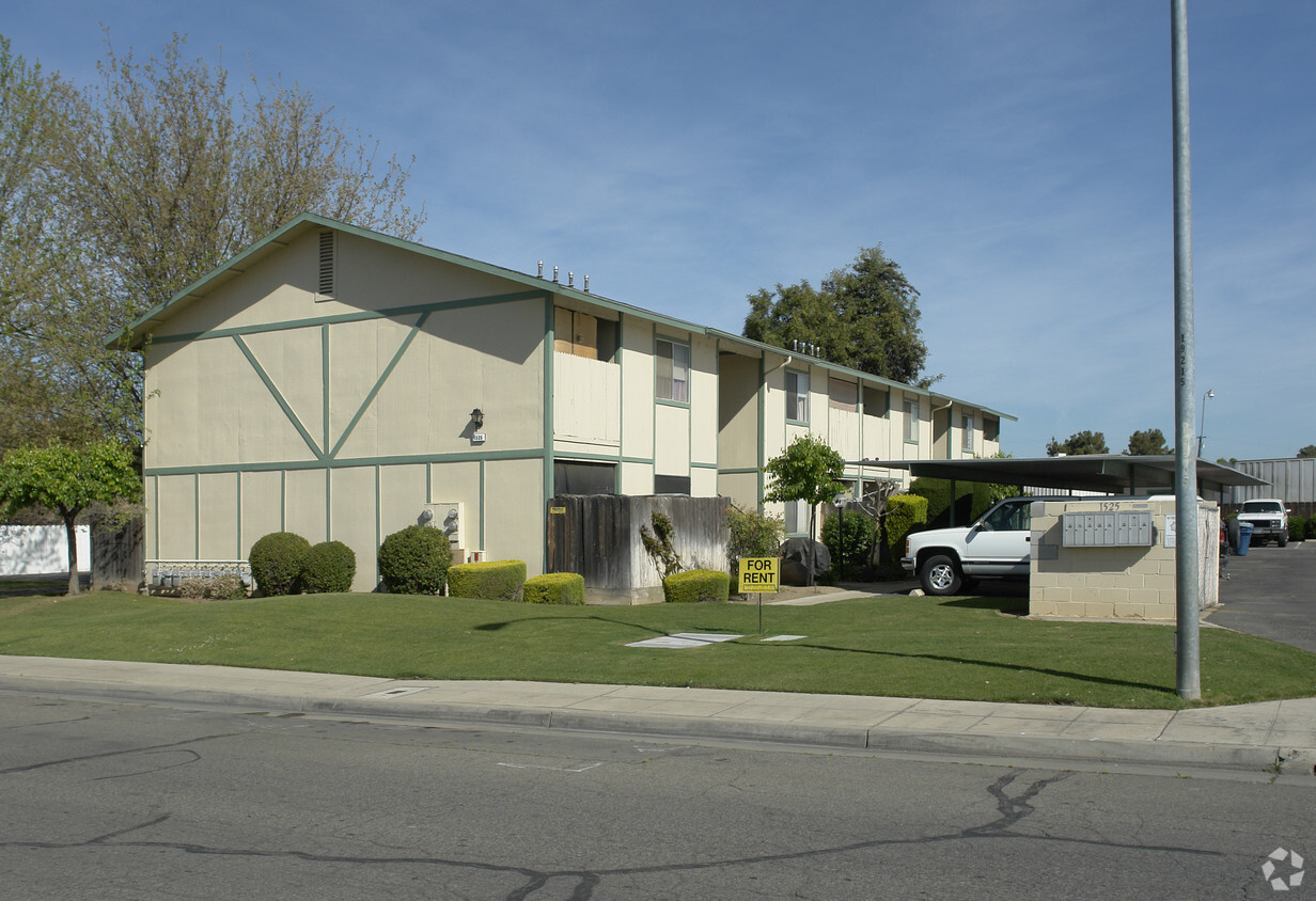 Building Photo - 1525-1545 Escalon Ave